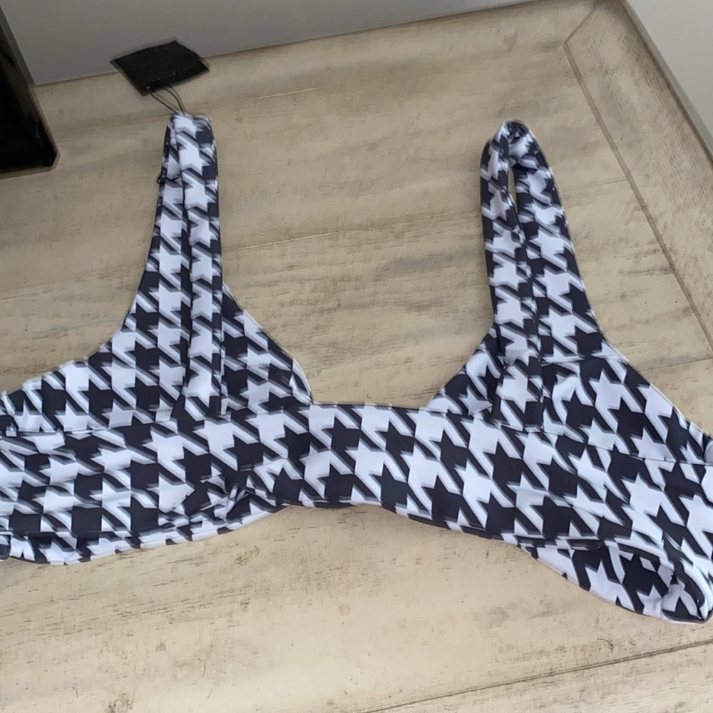 Skatie Black and White Houndstooth Bikini Top - Picture 5 of 5